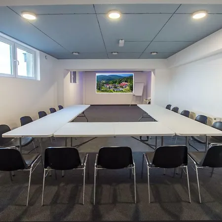 Klinika Mlodosci Medical Hotel 3*